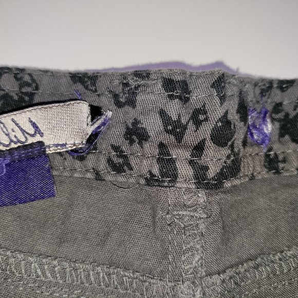 Miley Cyrus & Max Azria Cheetah Print Jean Shorts - Picture 6 of 6